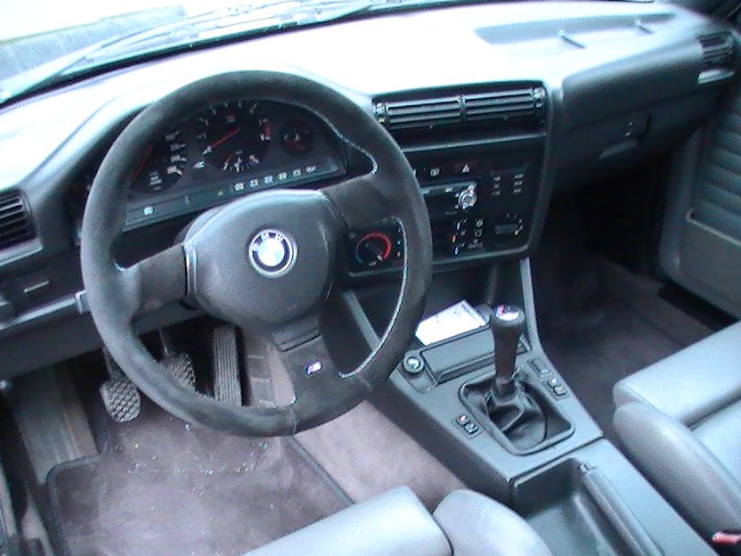 BMW M3 E30 diamantschwarzmet. - 3er BMW - E30