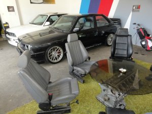 BMW M3 E30 diamantschwarzmet. - 3er BMW - E30