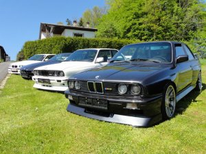 BMW M3 E30 diamantschwarzmet. - 3er BMW - E30