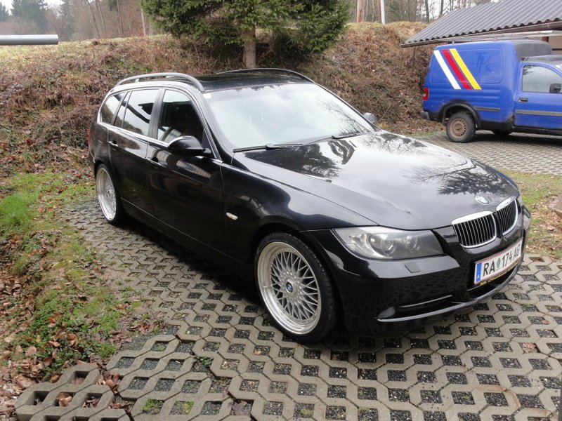BMW 330xi Touring - 3er BMW - E90 / E91 / E92 / E93