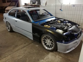 BMW E36 M3 Coupe avusblau Glasschiebedach - 3er BMW - E36