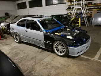 BMW E36 M3 Coupe avusblau Glasschiebedach - 3er BMW - E36