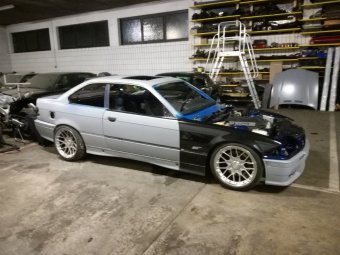 BMW E36 M3 Coupe avusblau Glasschiebedach - 3er BMW - E36