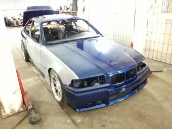 BMW E36 M3 Coupe avusblau Glasschiebedach - 3er BMW - E36