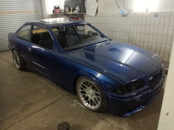 BMW E36 M3 Coupe avusblau Glasschiebedach - 3er BMW - E36