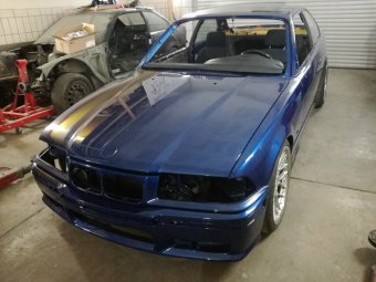 BMW E36 M3 Coupe avusblau Glasschiebedach - 3er BMW - E36
