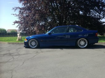 BMW E36 M3 Coupe avusblau Glasschiebedach - 3er BMW - E36