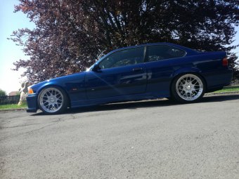 BMW E36 M3 Coupe avusblau Glasschiebedach - 3er BMW - E36