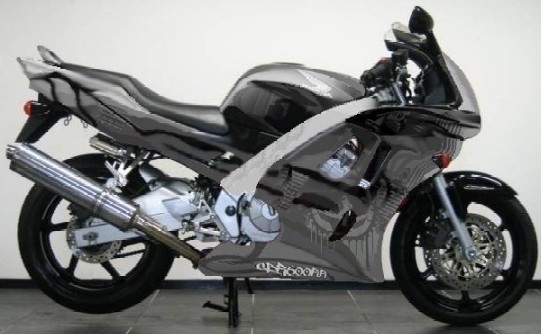 Eisi`s Honda CBR - Fremdfabrikate Eisi`s Honda CBR - Fremdfabrikate