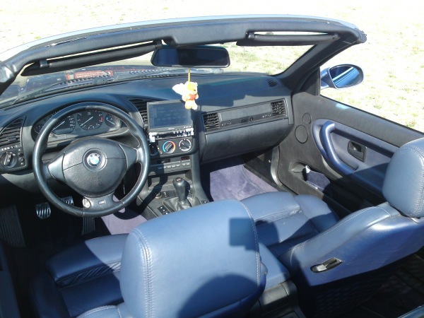E36 320i Cabrio samoablau - 3er BMW - E36