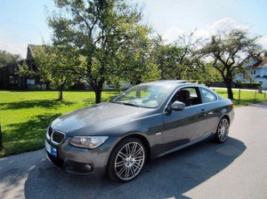 E92, 335i xDrive Automatik - 3er BMW - E90 / E91 / E92 / E93