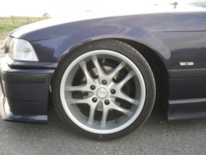 Der halbe M3 - 3er BMW - E36 Der halbe M3 - 3er BMW - E36