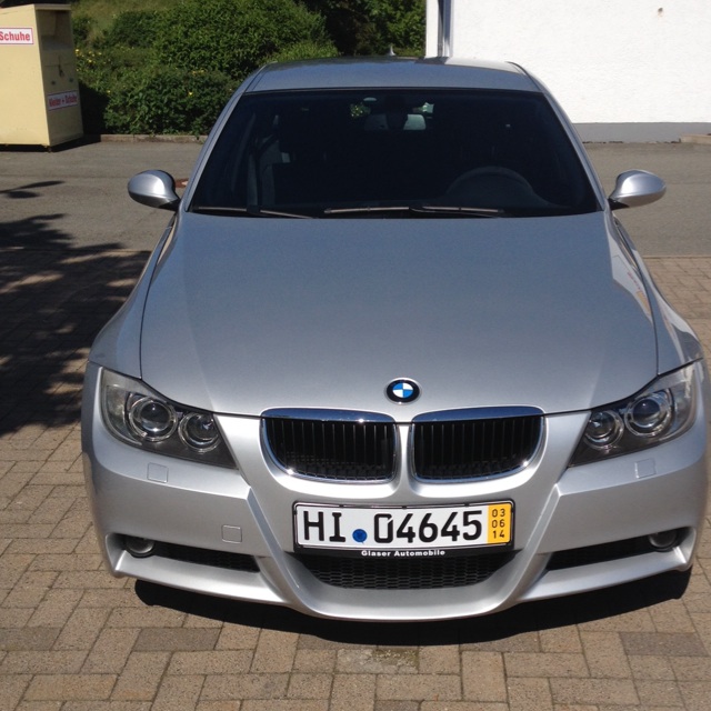 BMW 320D - 3er BMW - E90 / E91 / E92 / E93