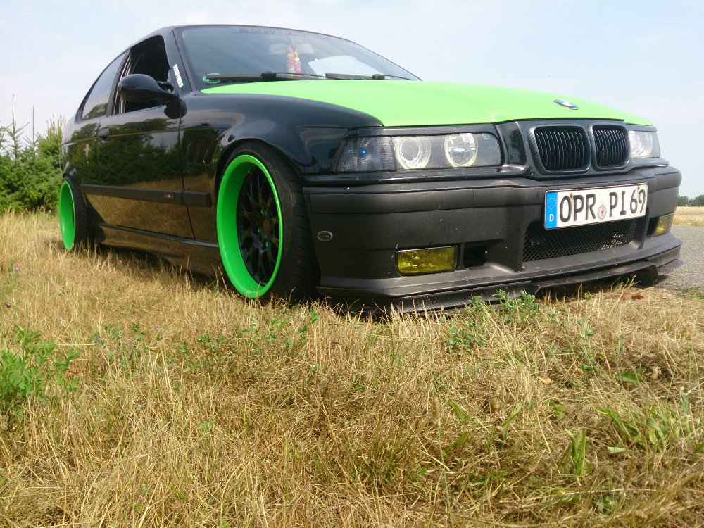 black and green - 3er BMW - E36