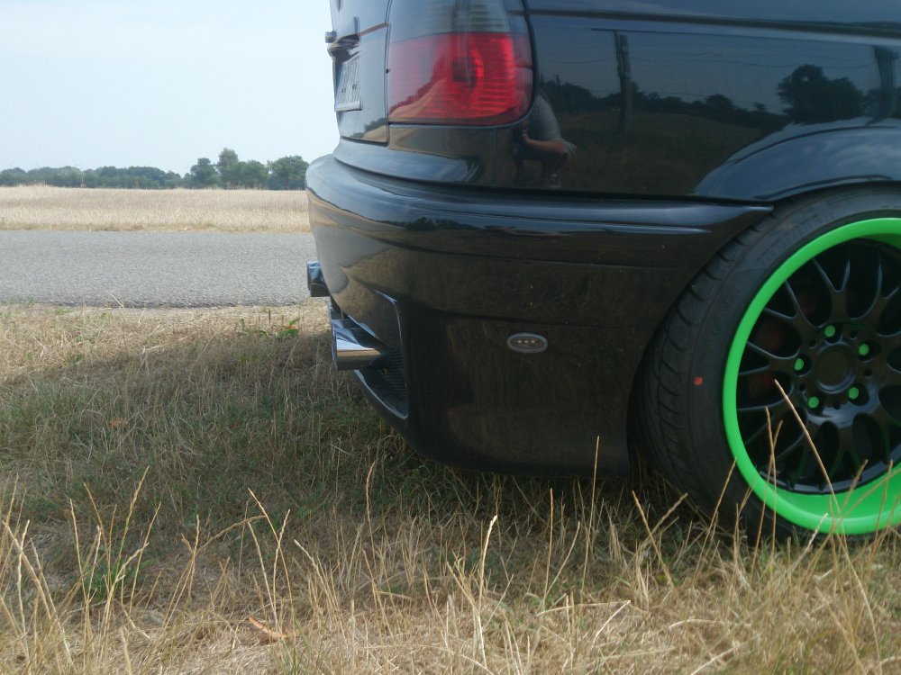 black and green - 3er BMW - E36