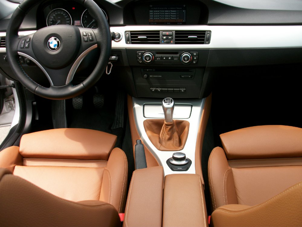 BMW 320i Touring mit dezenten Umbauten - 3er BMW - E90 / E91 / E92 / E93