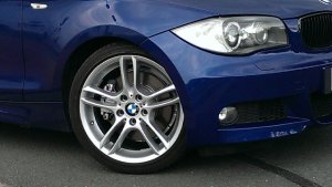 BMW BMW M Felge 261 Felge in 7.5x18 ET  mit Bridgestone Potenza Runflat Reifen in 215/40/18 montiert vorn Hier auf einem 1er BMW E82 123d (Coupe) Details zum Fahrzeug / Besitzer