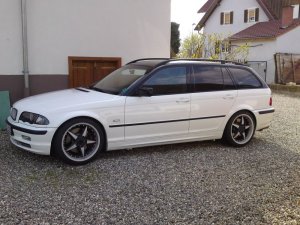330i Touring - 3er BMW - E46 330i Touring - 3er BMW - E46