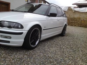 330i Touring - 3er BMW - E46 330i Touring - 3er BMW - E46