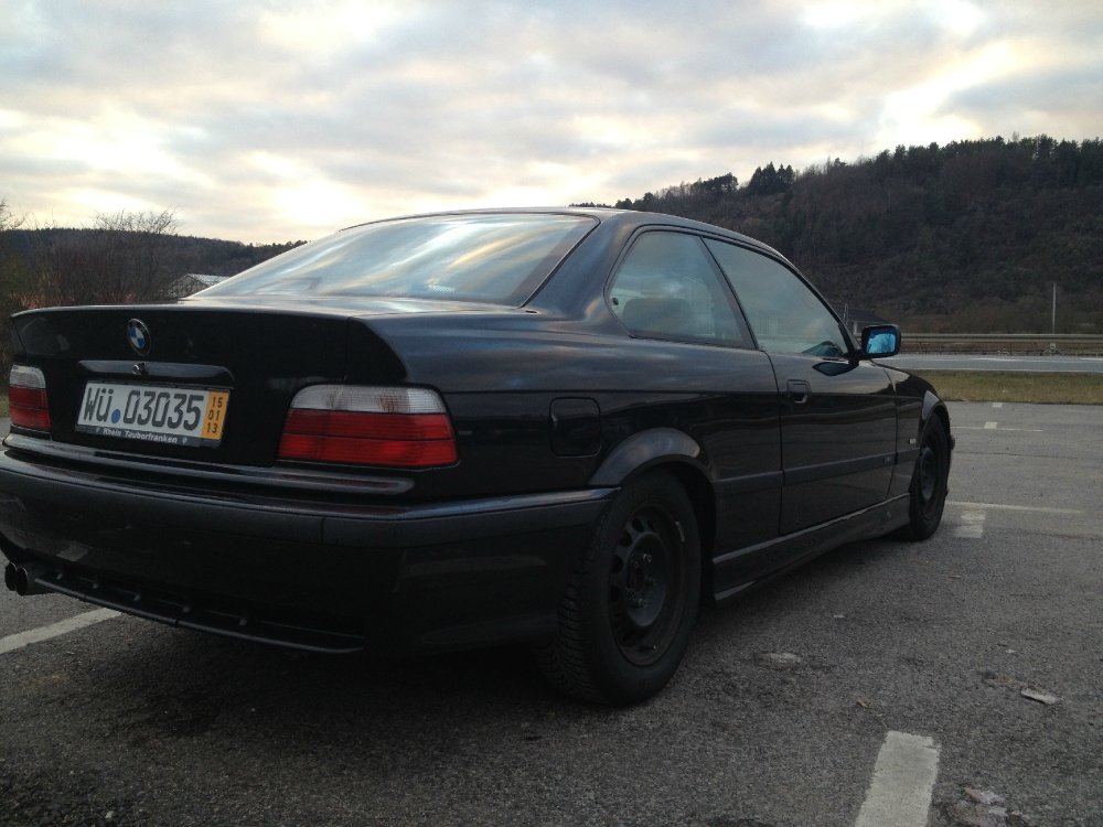 BMW 323i Exclusiv Edition - 3er BMW - E36