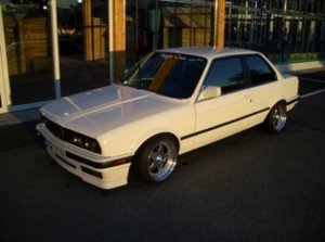 E30 335i - 3er BMW - E30
