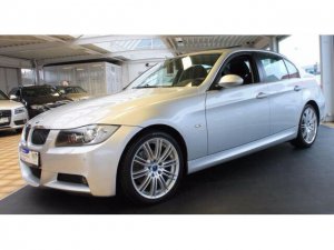 E90 325i Limousine - 3er BMW - E90 / E91 / E92 / E93 E90 325i Limousine - 3er BMW - E90 / E91 / E92 / E93