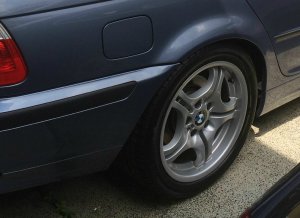 BMW Styling M68 Felge in 8.5x17 ET 50 mit Continental SportContact Reifen in 245/40/17 montiert hinten Hier auf einem 3er BMW E46 320d (Touring) Details zum Fahrzeug / Besitzer