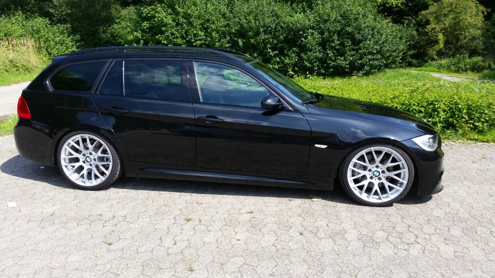 330d Touring M-Paket - 3er BMW - E90 / E91 / E92 / E93