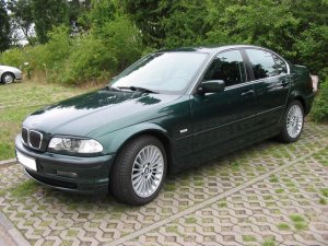 Tonne seine 323 Limo - 3er BMW - E46