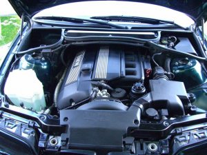 Tonne seine 323 Limo - 3er BMW - E46