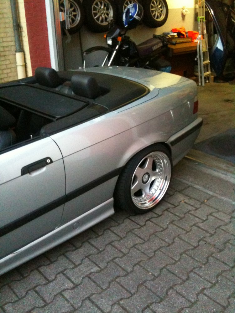 E36, 320 Cabrio - 3er BMW - E36