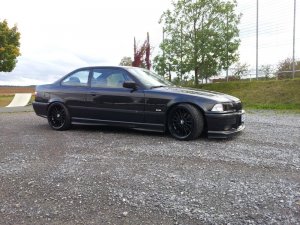 328i Coupe M-Paket "black is beautiful" - 3er BMW - E36 328i Coupe M-Paket "black is beautiful" - 3er BMW - E36