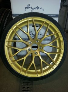 LP Performance goes Gold - 3er BMW - E90 / E91 / E92 / E93 LP Performance goes Gold - 3er BMW - E90 / E91 / E92 / E93