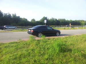 schwarze Limousine - simply clean - 5er BMW - E39