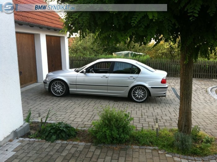 328i Sport Limosine - 3er BMW - E46