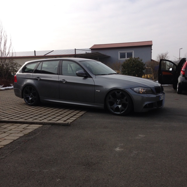 330D LCI - 3er BMW - E90 / E91 / E92 / E93