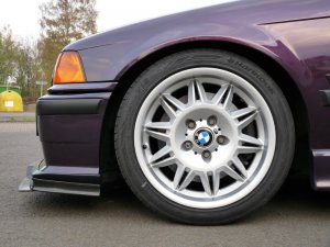 - Eigenbau - Styling 39 Felge in 7.5x17 ET 41 mit Goodyear F1 Reifen in 215/45/17 montiert vorn Hier auf einem 3er BMW E36 323i (Limousine) Details zum Fahrzeug / Besitzer