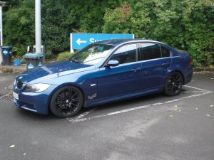 E90 VFL 320d M Paket LeMans Blau - 3er BMW - E90 / E91 / E92 / E93