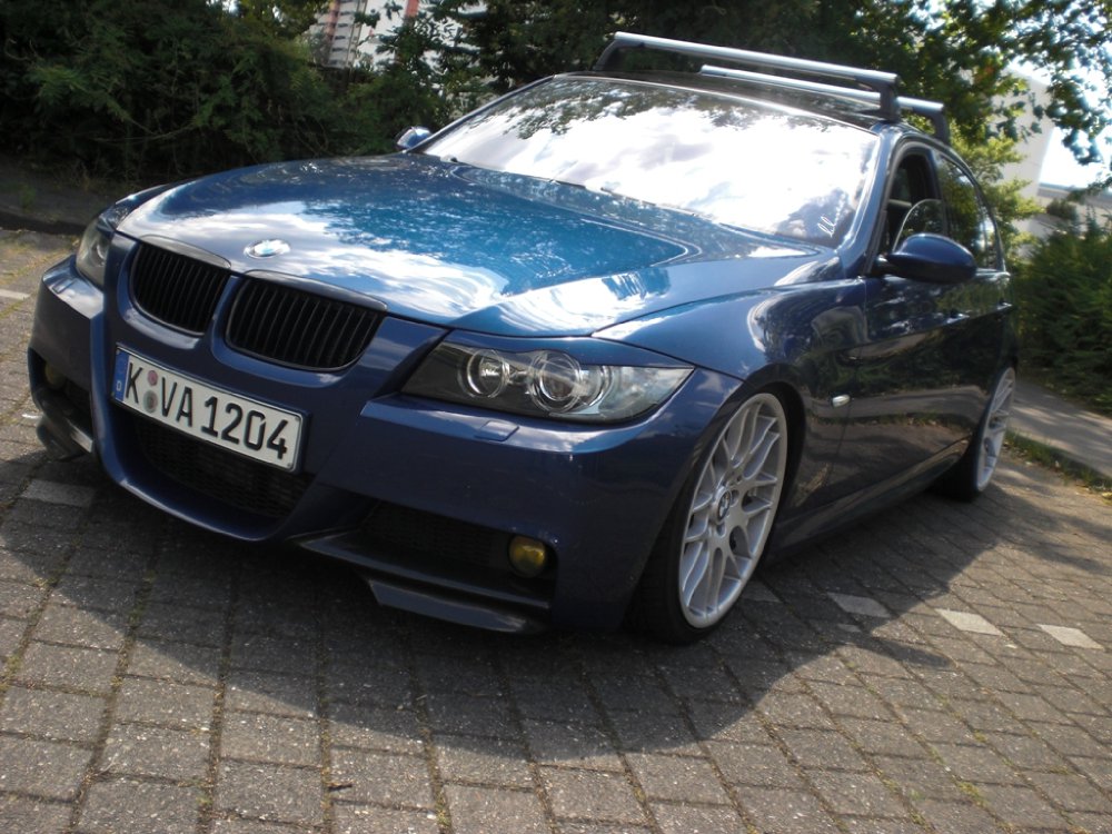 E90 VFL 320d M Paket LeMans Blau - 3er BMW - E90 / E91 / E92 / E93