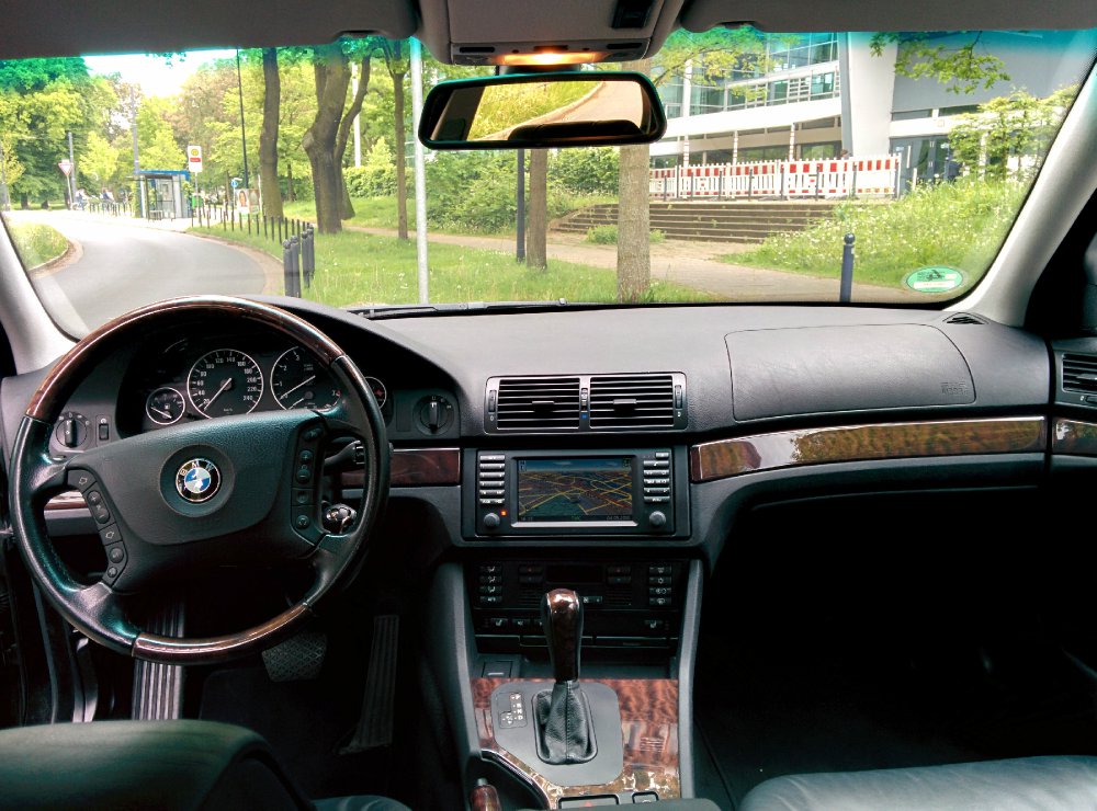 525iA EDITION EXCLUSIVE - 5er BMW - E39