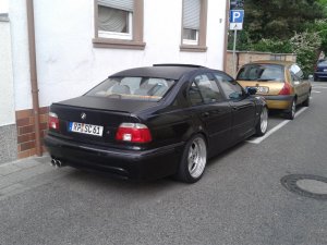BMW 528i M-Paket - 5er BMW - E39 BMW 528i M-Paket - 5er BMW - E39