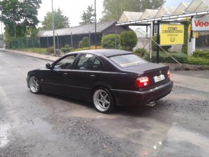 BMW 528i M-Paket - 5er BMW - E39 BMW 528i M-Paket - 5er BMW - E39