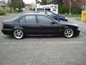BMW 528i M-Paket - 5er BMW - E39 BMW 528i M-Paket - 5er BMW - E39