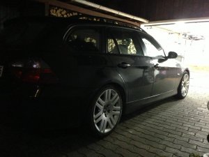 BMW e91 320i - 3er BMW - E90 / E91 / E92 / E93