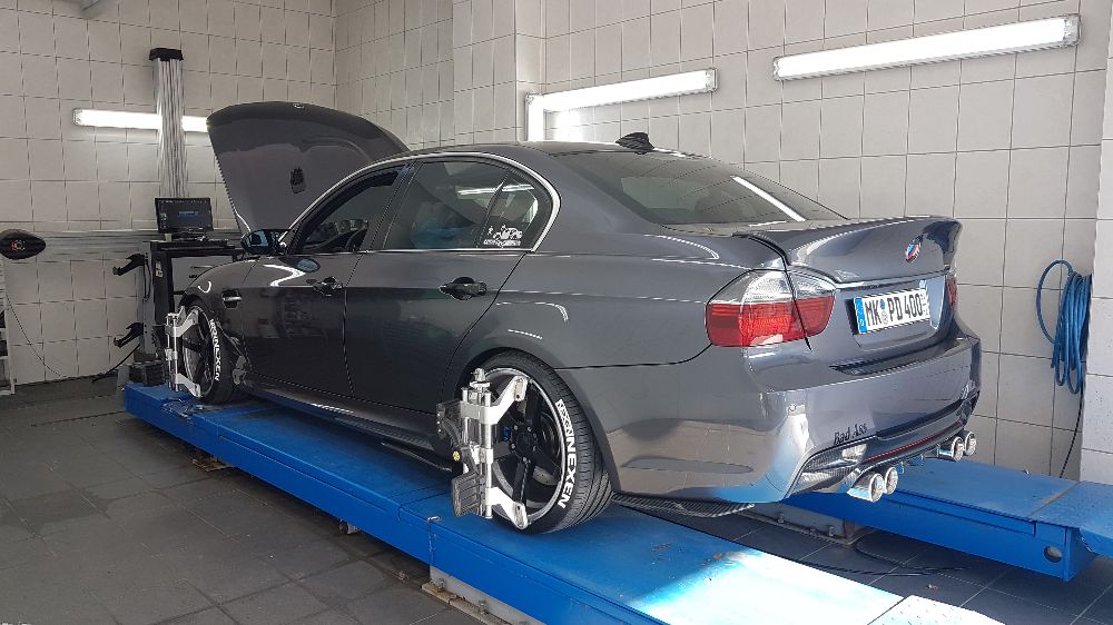 e90 330i Limo - 3er BMW - E90 / E91 / E92 / E93