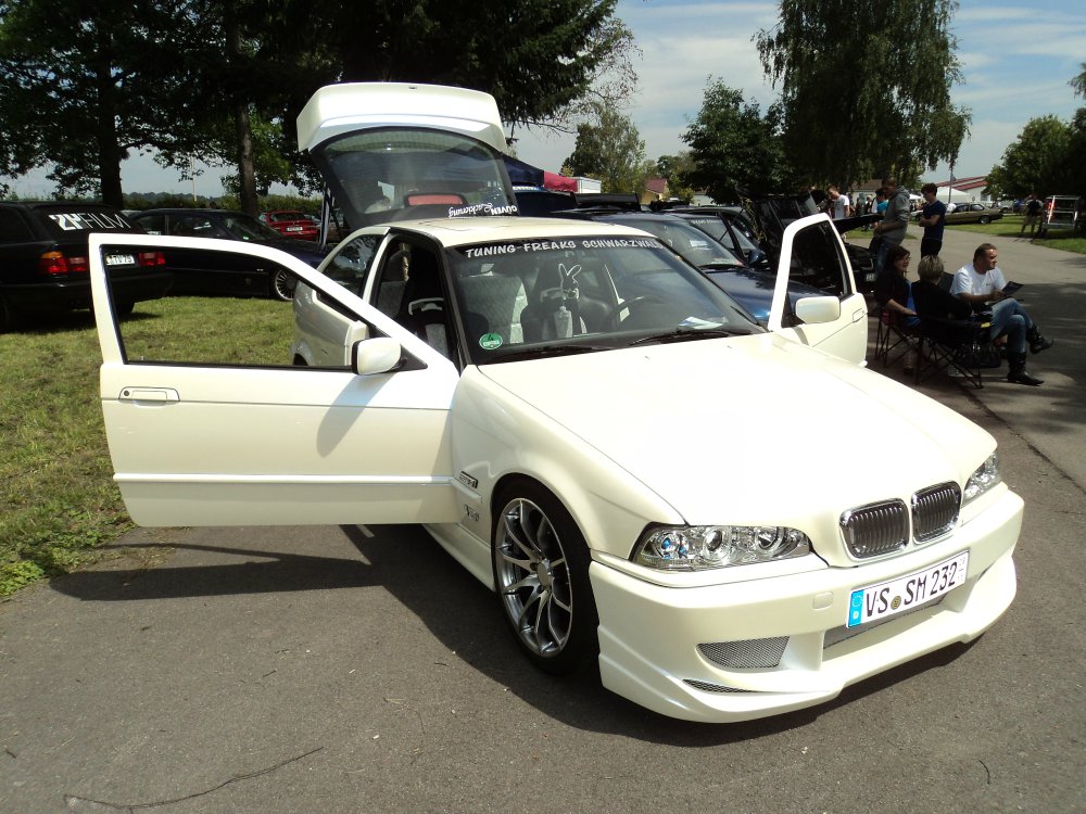 1.Int.BMW Treffen in Mengen - Fotos von Treffen & Events