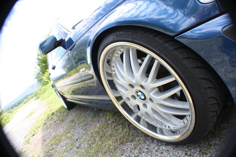 Topas-Blue on 19 inches - 3er BMW - E46