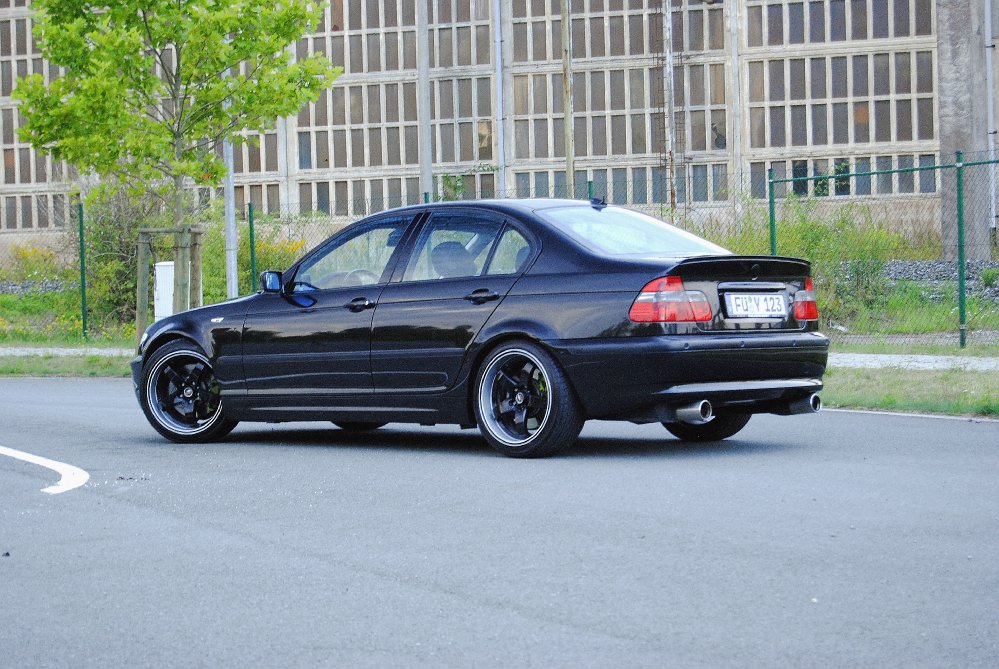 330i - 3er BMW - E46