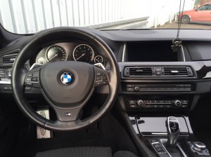 F10 550iX - 5er BMW - F10 / F11 / F07 F10 550iX - 5er BMW - F10 / F11 / F07