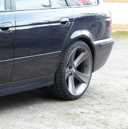 BMW Styling 128 Felge in 9.5x19 ET 32 mit - NoName/Ebay - Imperial Reifen in 265/30/19 montiert hinten mit 15 mm Spurplatten Hier auf einem 5er BMW E39 523i (Touring) Details zum Fahrzeug / Besitzer